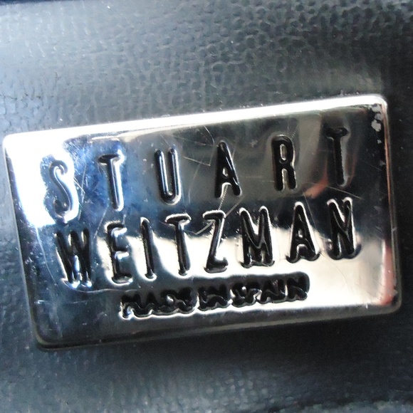 Stuart Weitzman turnlock crossbody  bag. - Picture 4 of 8